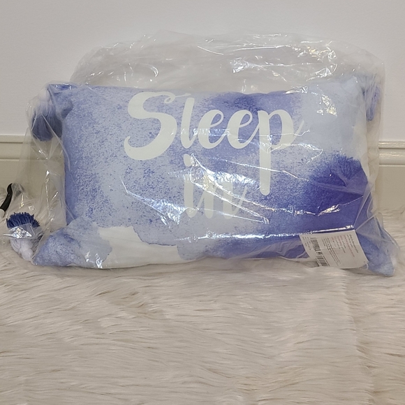 NWT Whim by Martha Stewart Blue Throw Pillow 12×28 - Picture 2 of 4